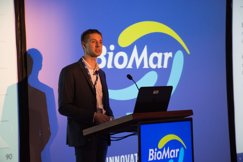 By virtue of lower crude protein content but with the same content of digestible protein, we ensure a constant high growth, says Mikkel Detz Jensen. Illustration: Biomar.