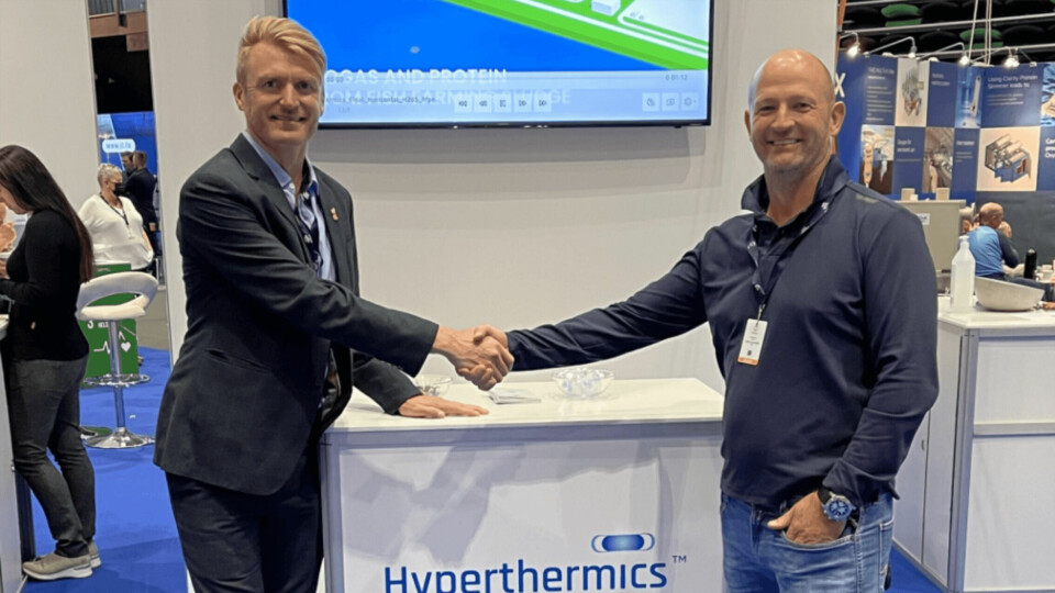 Stig Amdam, sales manager at Hyperthermics, and Mikael Rønes, chief executive of Atlantic Aquafarms. Photo: Hyperthermics AS.