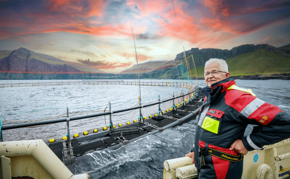 Atli Gregersen, managing director of HiddenFjord, at the cage edge. The Faroese farmer has ordered two floating closed cages to grow fish from 650g to 2kg. Photo: Alvur Haraldsen / HiddenFjord.