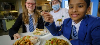Farmed salmon served up in Stirling school pilot
