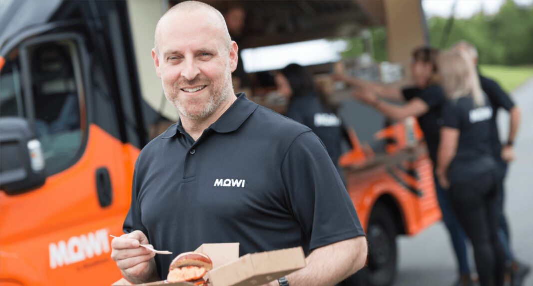 Ian Roberts tucks into some Scottish-grown salmon from Mowi Scotland's Salmon Wagon during his stint in the UK.