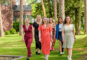 More than half of the people employed by Pure Salmon Kaldnes in the past year were women. Here are six of them, from left: Process engineer Kristin Andersskog, purchaser Trine-Lise Økland, process engineer Renate Ottebergsen, assistant HR manager Lise Mikkelsen, accounting employee Eirin Stene and global head of quality and HSE, Synnøve Helland. Photo: Pure Salmon Kaldnes. More than half of the people employed by Pure Salmon Kaldnes in the past year were women. Here are six of them, from left: Process engineer Kristin Andersskog, purchaser Trine-Lise Økland, process engineer Renate Ottebergsen, assistant HR manager Lise Mikkelsen, accounting employee Eirin Stene and global head of quality and HSE, Synnøve Helland. Photo: Pure Salmon Kaldnes.