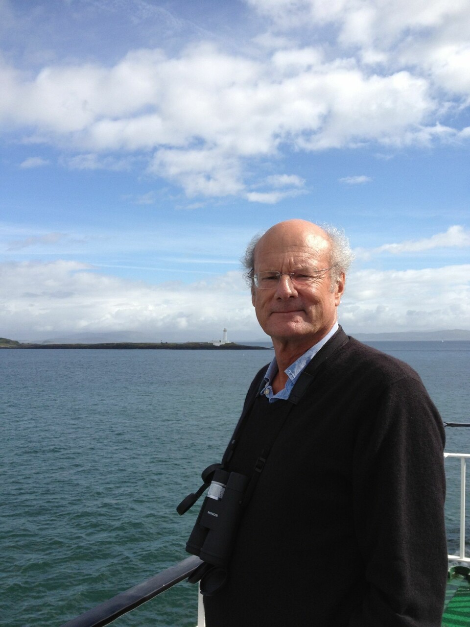 Tributes paid to Scottish stalwart