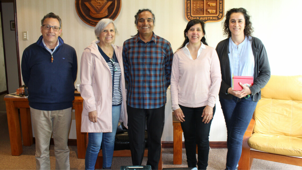 CageEye's international development director Sunil Kadri, centre, with, from left, university academics Ricardo Enriquez, Carmen Gallo, Ana Strappini and Marianne Werner. Photo: CageEye.