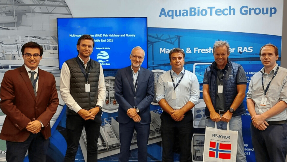 From left: George Mantas (AquaBioTech Group), Kjetil Haga (Bluefront Equity), Jan Sverre Røsstad (Bluefront), Shane Hunter (AquaBioTech), Alf-Helge Aarskog (Bluefront), Robert Davies (AquaBioTech). Photo: AquaBioTech Group.