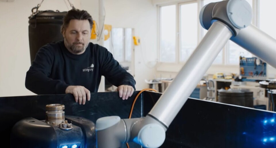 Watch a short video of how Stingray works. Watch a short video of how Stingray works.