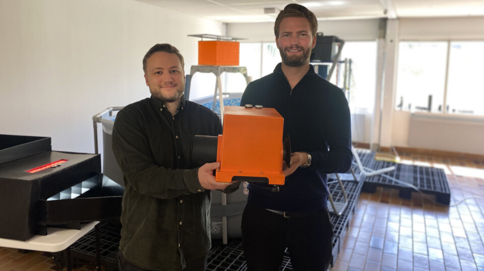 Sincere Aqua founders Gustav Stæhr and Fridi Mellemgaar with the new shrimp counter.
