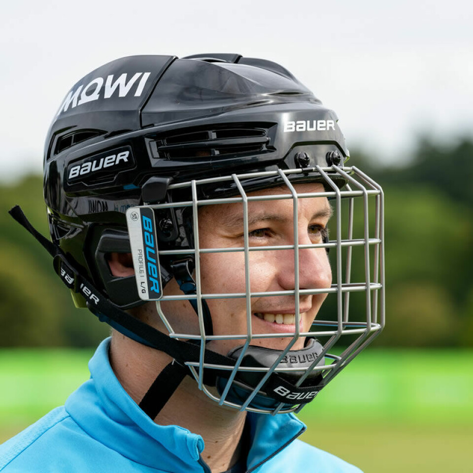 The Camanachd Association has decreed that all shinty players under 21 must wear a helmet.