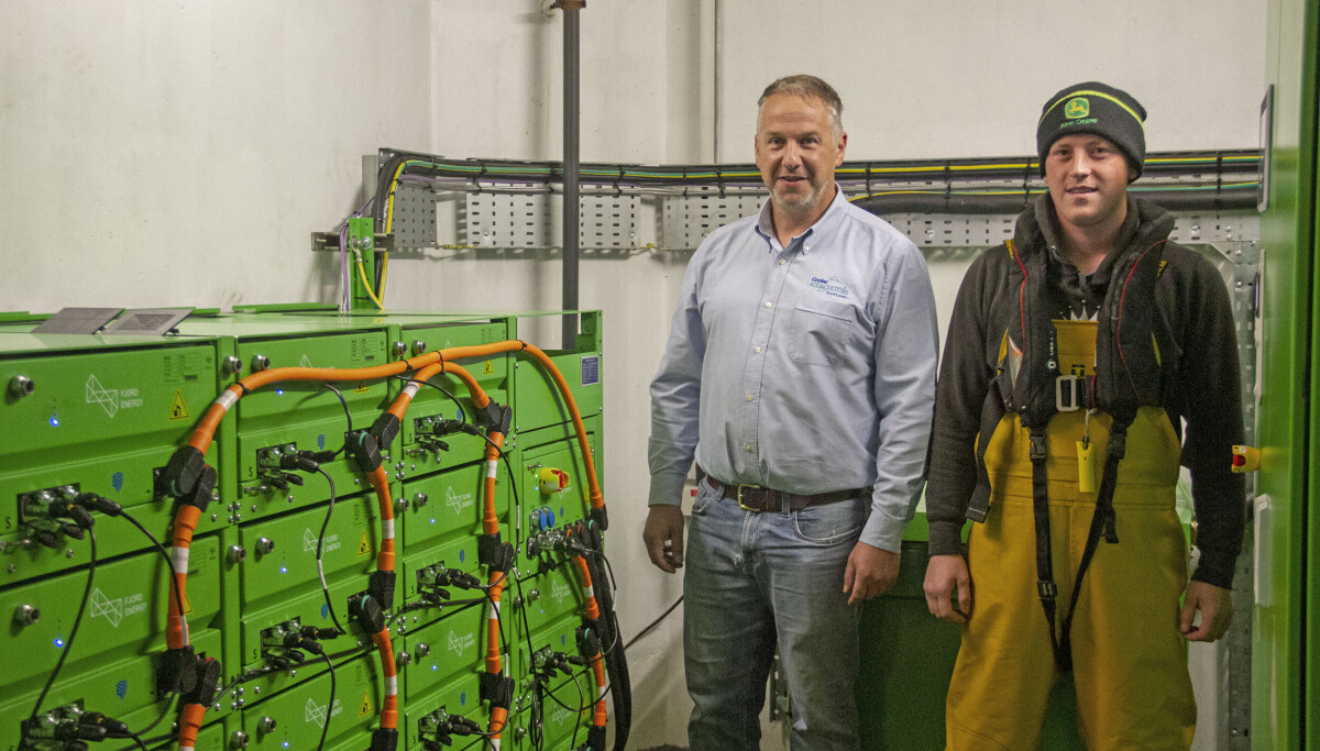Edwin Rendall Second hybrid-power feed barge for Cooke Scotland