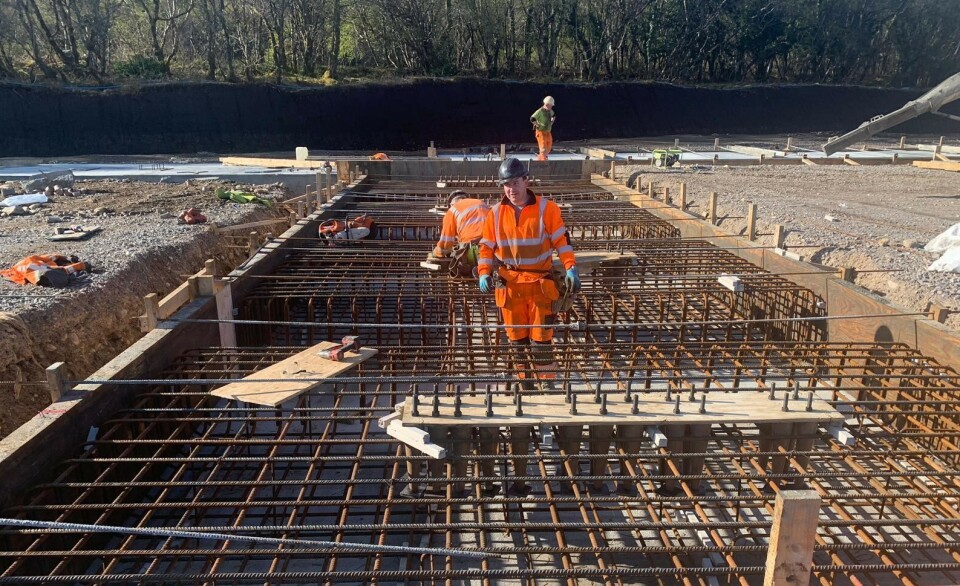 Construction workers prepare for a concrete floor to be laid at Vónin Scotland’s new net service station at Kyleakin.