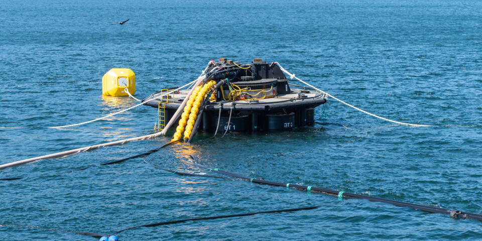 The top of the Watermoon version 1.0 rises above the surface. However, below the sea surface, the structure is 72 metres long.