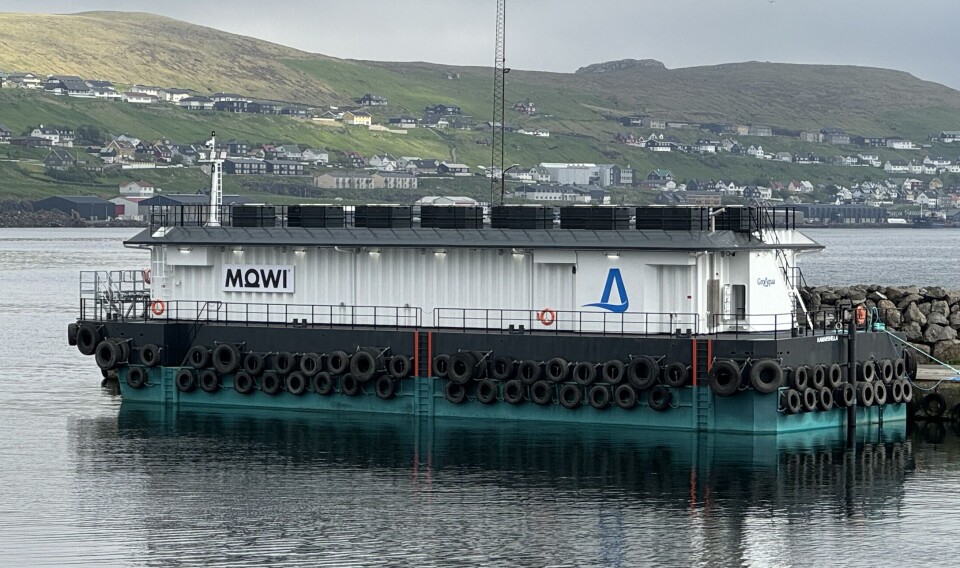 The barge has capacity for 1,000 tonnes of feed, runs off shore power, and is remotely operated.