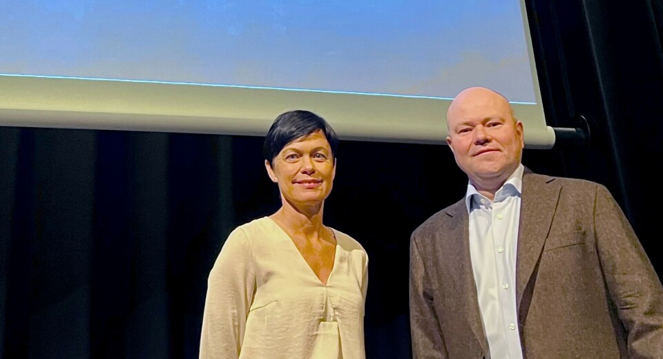 Norwegian Veterinary Institute acting director Ingunn Sommerset and Fish Health Report editor Torfinn Moldal.