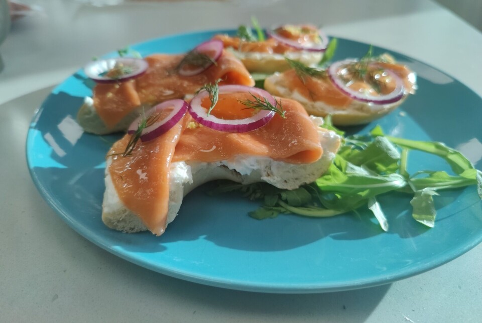 Smoked salmon analogue made from spirulina microalgae.