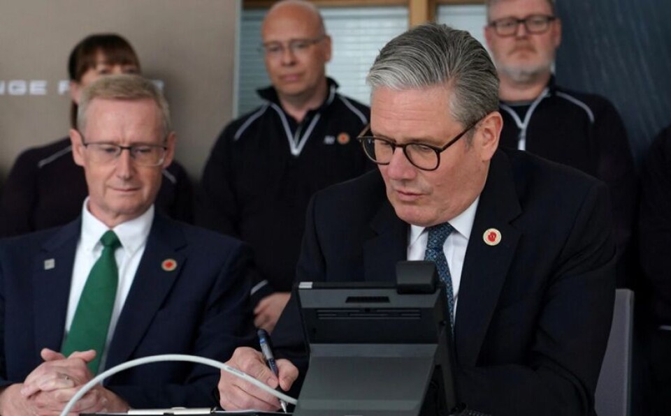 Keir Starmer signs the UK-US trade deal which reduces 25% tariffs for car makers but leaves the 10% tariff on most imports to the US, including salmon, in place.