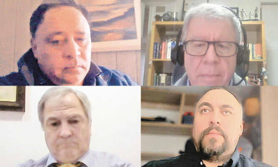 Four former Nova Austral managers were sentenced yesterday, two of them for 800 days.