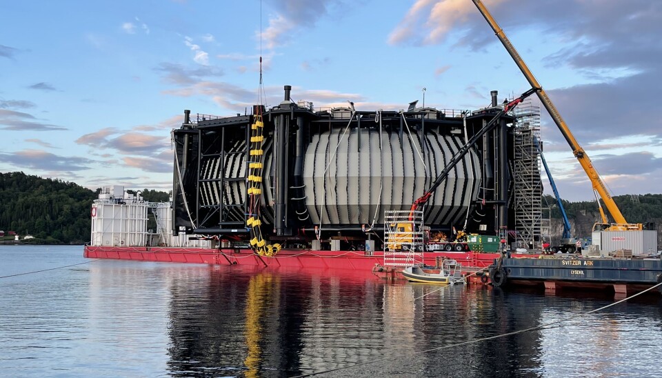 Marine Donut has a volume of 22,000 cubic metres.