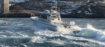 Mowi crew rescued from sea after workboat starts sinking