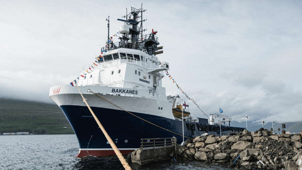The delousing vessel MS Bakkanes tied up at Bakkafrost's HQ in Glyvrar, Faroes. The vessel is fitted with a four-line FLS system that can treat 200 tonnes of fish per hour. Photo: Bakkafrost.