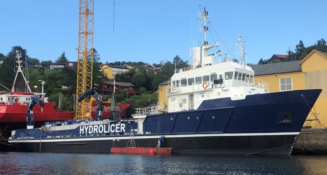 Chilean salmon farmers have been invited to witness the Hydro Pioneer in action in Scotland. Chilean salmon farmers have been invited to witness the Hydro Pioneer in action in Scotland.