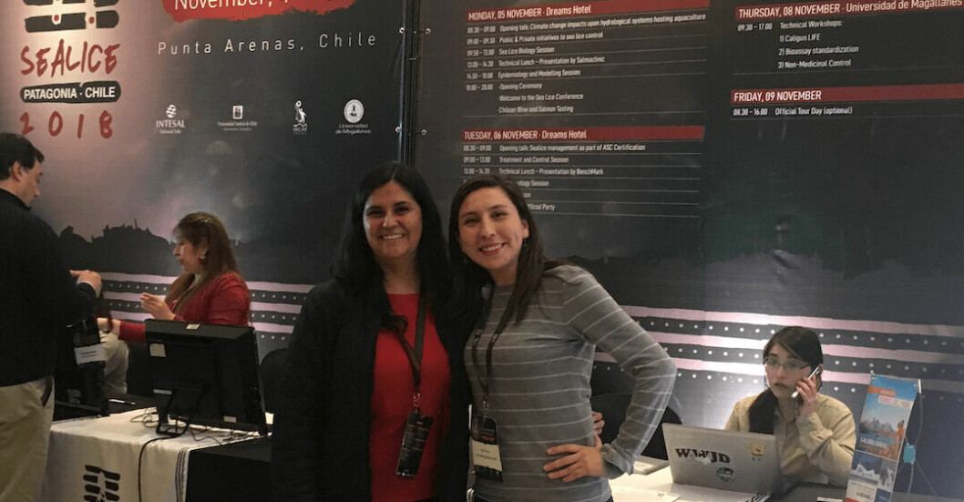 Ictio's R&D coordinator Alicia Lucero, left, and project manager Deborah Vargas at the 2018 Sea Lice Congress. Photo: Ictio Biotechnologies.